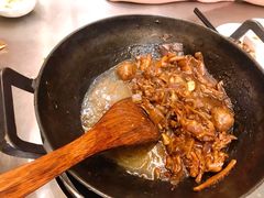 -胡须佬鸡煲四季火锅店(石厦西村直营店)