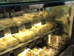 面包甜点陈列柜-白玉兰食品(甜云店)