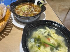 -闫家驴肉老店(华电一校店)