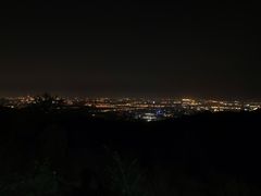 -鬼笑石后山停车场