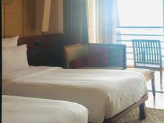 -三亚湾海居铂尔曼度假酒店