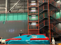-极限PLAY运动娱乐新世界·团建派对潮玩休闲馆·室内蹦极高空游乐园