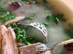 -二钳洞庭虾蟹·江湖菜(成都鹭岛店)