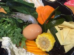 -呷哺呷哺 黄金牧场 (盛世天骄店)
