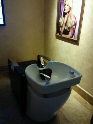 android_upload_pic-圣安娜美业