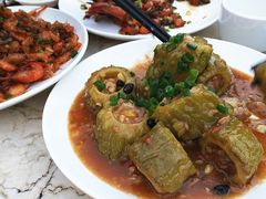 酿苦瓜-鲤鱼塘农家山庄