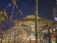 -冰冰龙虾·江湖菜·花园江景餐厅