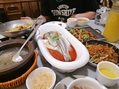 -小菜园新徽菜(芜湖万达店)