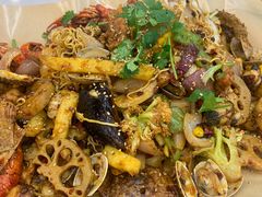 -老东镇啤酒屋海鲜加工·蒸汽海鲜·海鲜烧烤(台东店)