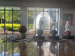 -上海虹桥西郊假日酒店