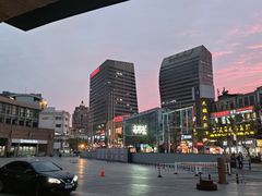 -沪东工人文化宫