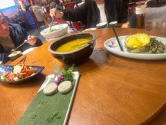 -老滇山寨•云南特色菜•地方菜•民族风情歌舞表演(金碧店)