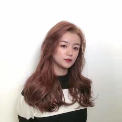 -洛施奇烫发染发沙龙