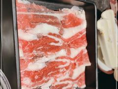 -牛YO寿喜烧·铁板烧和牛火锅自助(市府恒隆店)