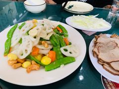 -李连贵酒家熏肉大饼(昆明街店)