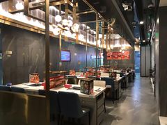大堂-海底捞火锅(长宁路龙之梦店)
