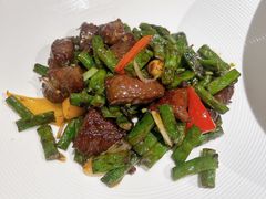 -港丽餐厅(正大店)