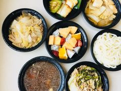 -丽丰购物中心·停车场