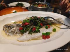 -海派悦庭·海胆烧麦·新融合菜(凯德广场店)