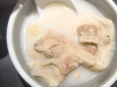 -麻六记(凤凰汇店)