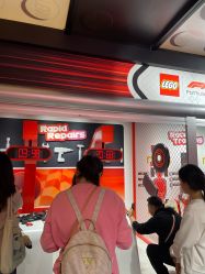 -乐高品牌旗舰店(人民广场店)