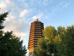 -玲珑塔公园