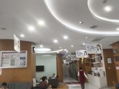 -雅悦齿科(顾村公园店)