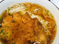 -百年老字号·观振兴蟹黄面·三虾面·苏式面(观前街富仁坊巷店)