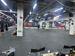 -FIGHTMAN格斗俱乐部(长宁临空店)