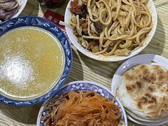 -王菊美食街·王菊面馆(总店)