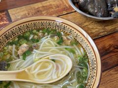 -正宗李家土鸡米线店