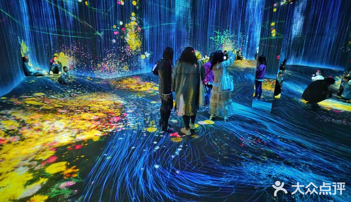 上海光影效果炫到没朋友的景点无界美术馆