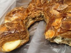 谷物奶油芝士起酥-巴黎贝甜(五月花广场店)