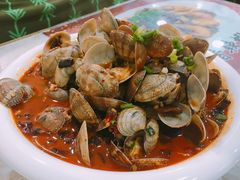 紅湯花甲-辣四方新派川菜
