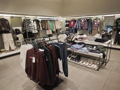 -ZARA(凯德乐峰广场店)
