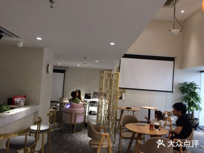 hy coffee美容美甲护肤(吾悦店)图片