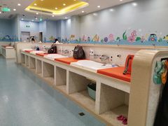 -戊辰亲子游泳俱乐部