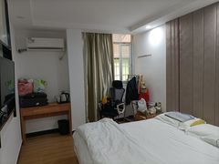 -鑫雅居公寓(广州南站地铁站店)