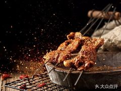 -喝丢一只鞋海鲜烧烤·海肠捞饭(文体街店)