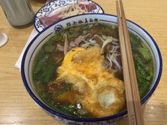 -镇南锅盖面馆(解放路店)