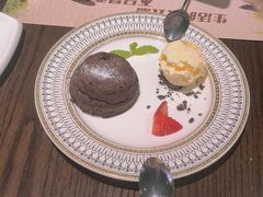 巧克力熔岩蛋糕-斯比特花园西餐厅(东方商厦店)