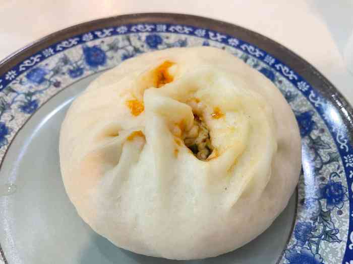 建德大包(凤起路店)-"早有耳闻建德大包 和同学在西湖边上玩 正.