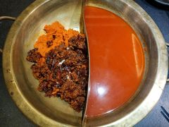 牛油火锅-沸炉重庆老火锅(军事博物馆店)