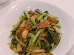 鲜菌炒菜心-大铁勺新津菜(东丽阳光新业广场店)