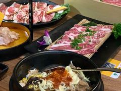 牛肉石锅饭-山居屋炭火烧肉(厚街万达店)