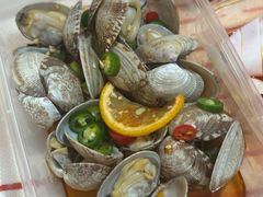 -荣誉海鲜酒楼(海湾店)