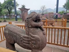 -高颐墓阙及石刻