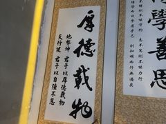 -荒岛实景沉浸密室(江汉路1店)