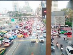 -席娜卡琳火车铁道夜市