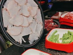 -醉董牛川派鲜肉自选火锅(烟台店)